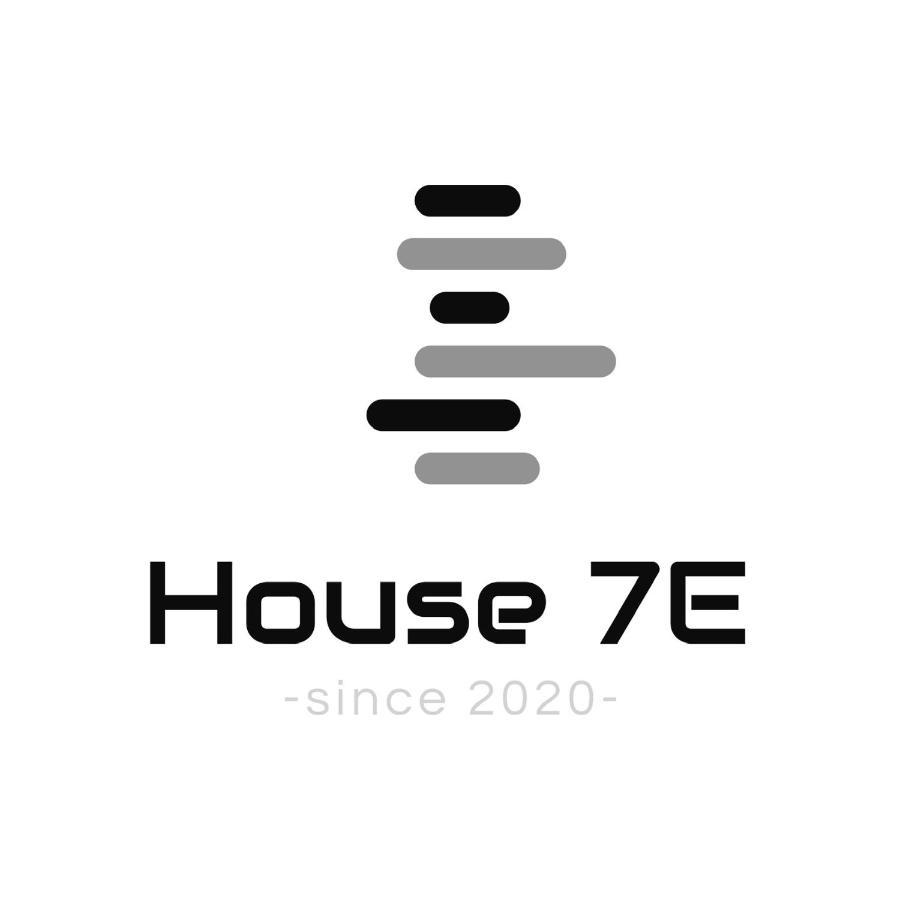 House7E Villa Smrika Exterior photo